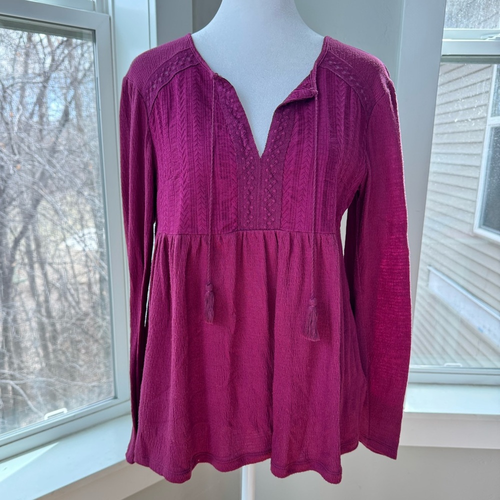 Old Navy Burgundy Purple Embroidered Babydoll Flowy Boho Blouse Top Sz XS